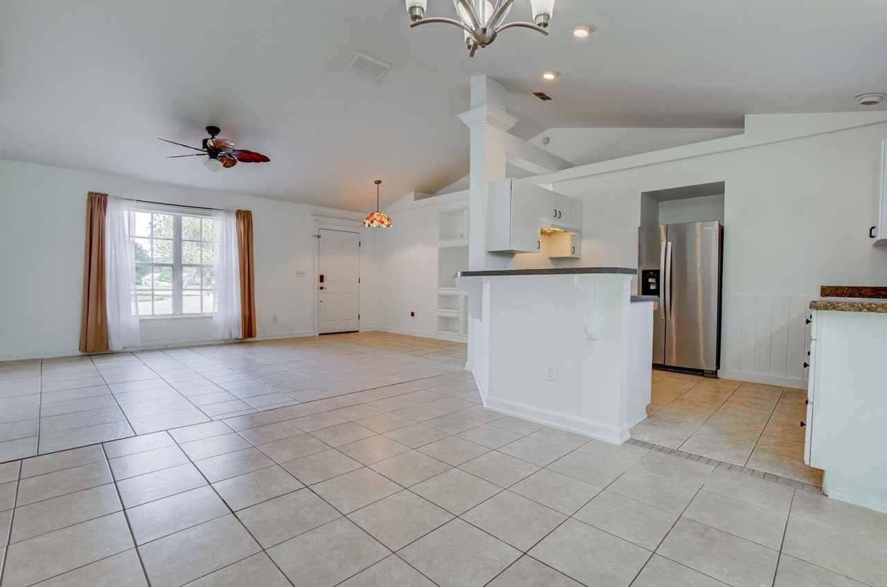 942 Whisler Ct - Photo 6 of 45