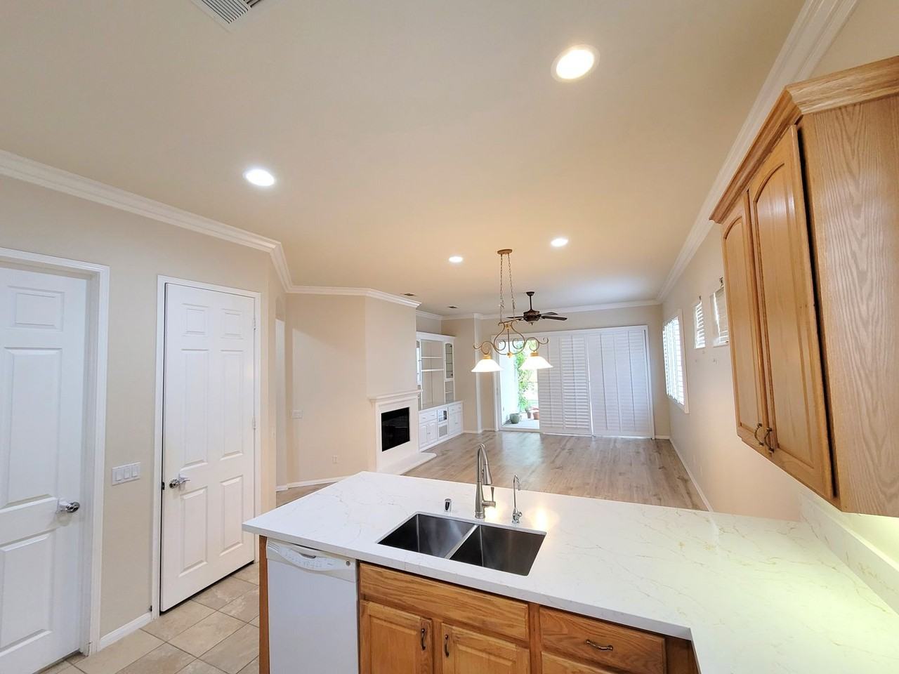 1744 Sarazen St - Photo 5 of 19