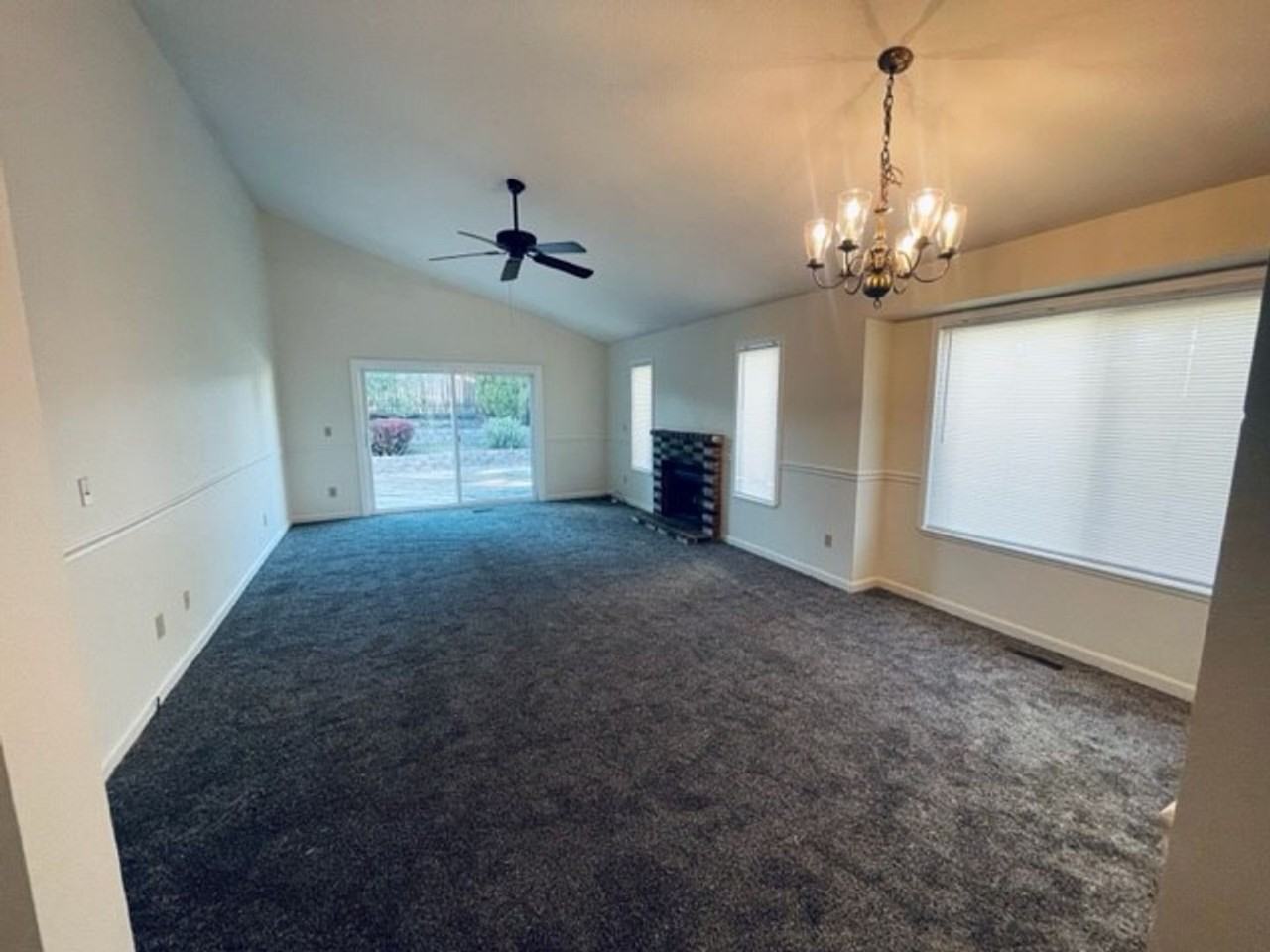 4205 Perro Ln - Photo 6 of 14