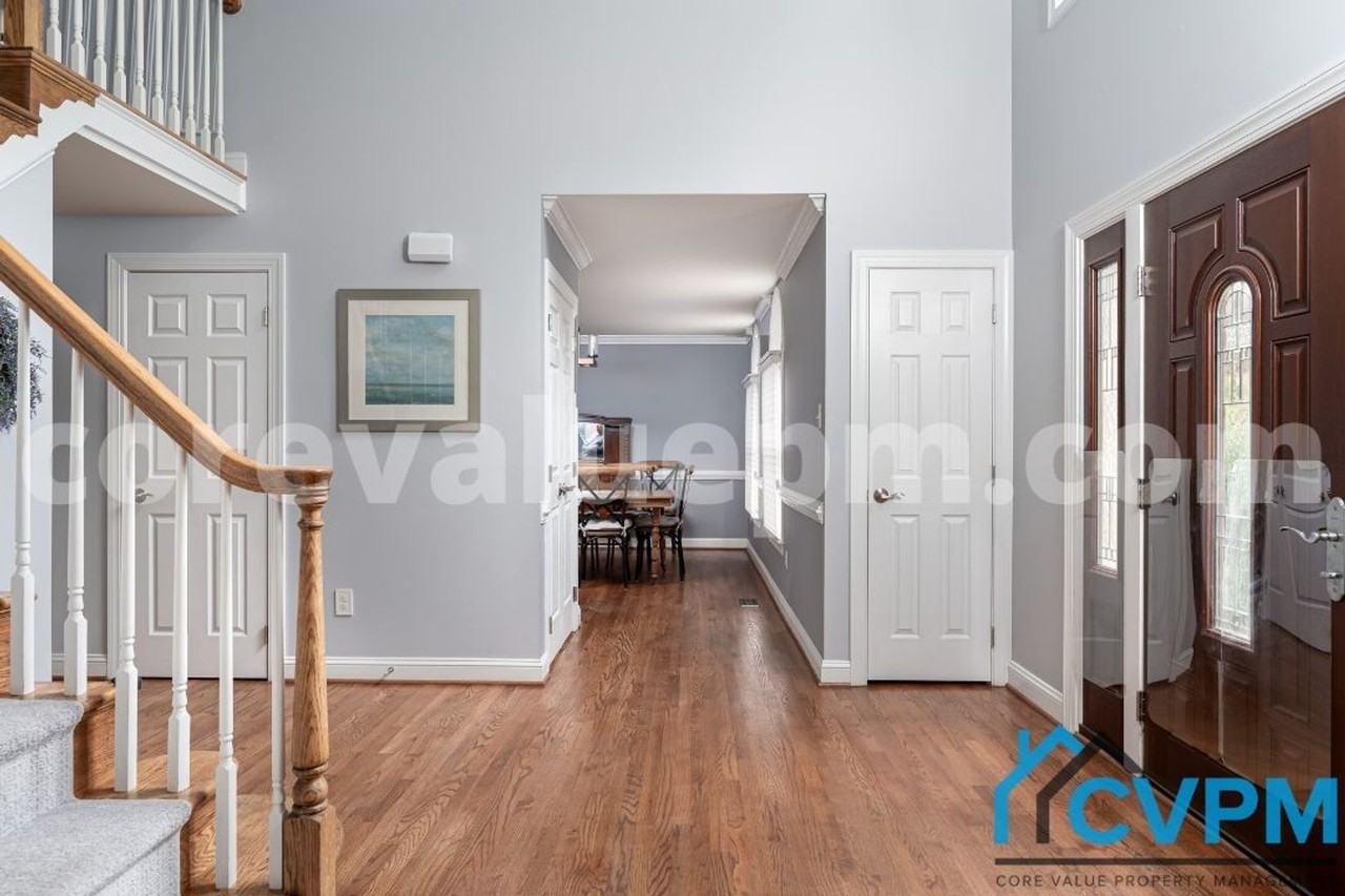 210 Blackhaw Ct - Photo 5 of 45