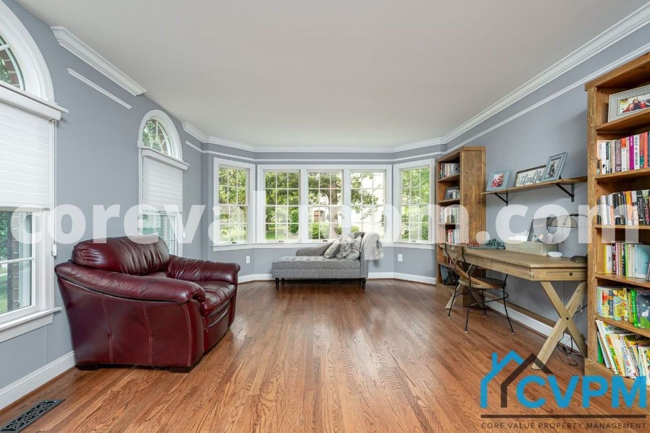 210 Blackhaw Ct - Photo 7 of 45