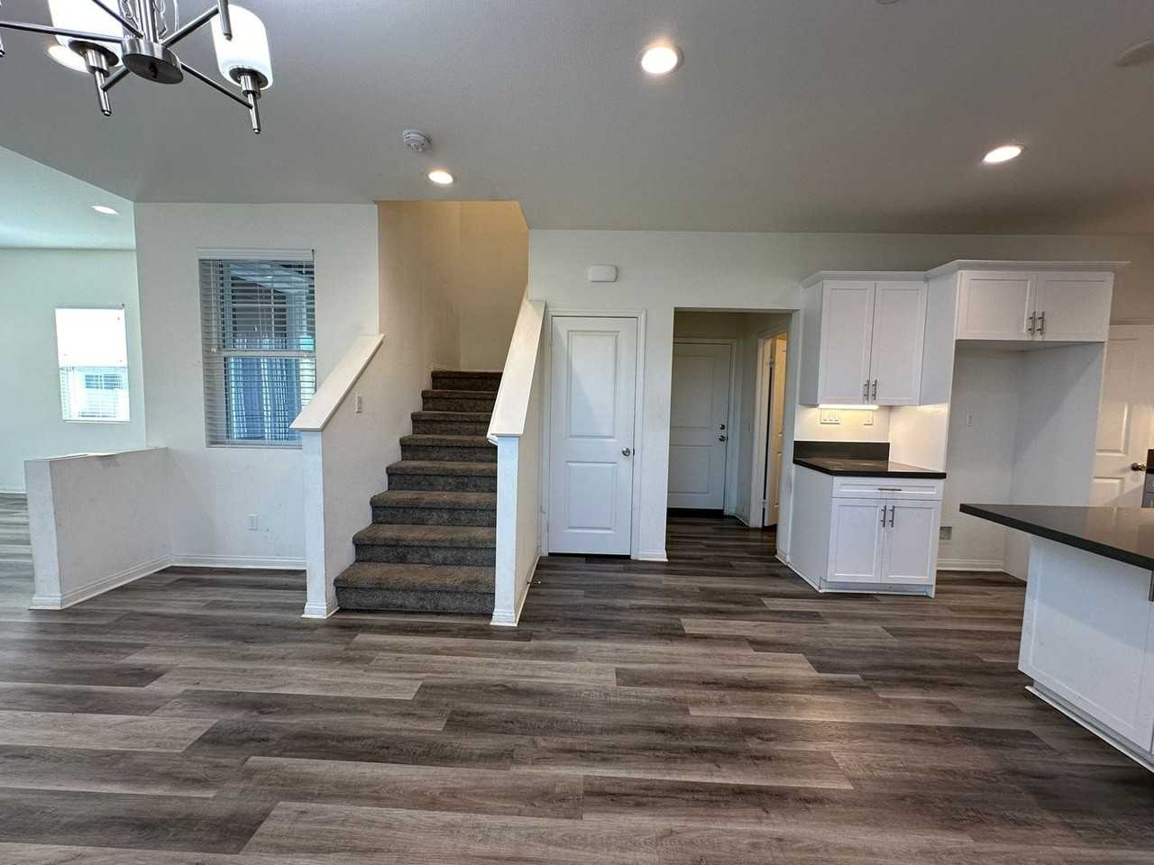 826 Tullock St - Photo 4 of 26