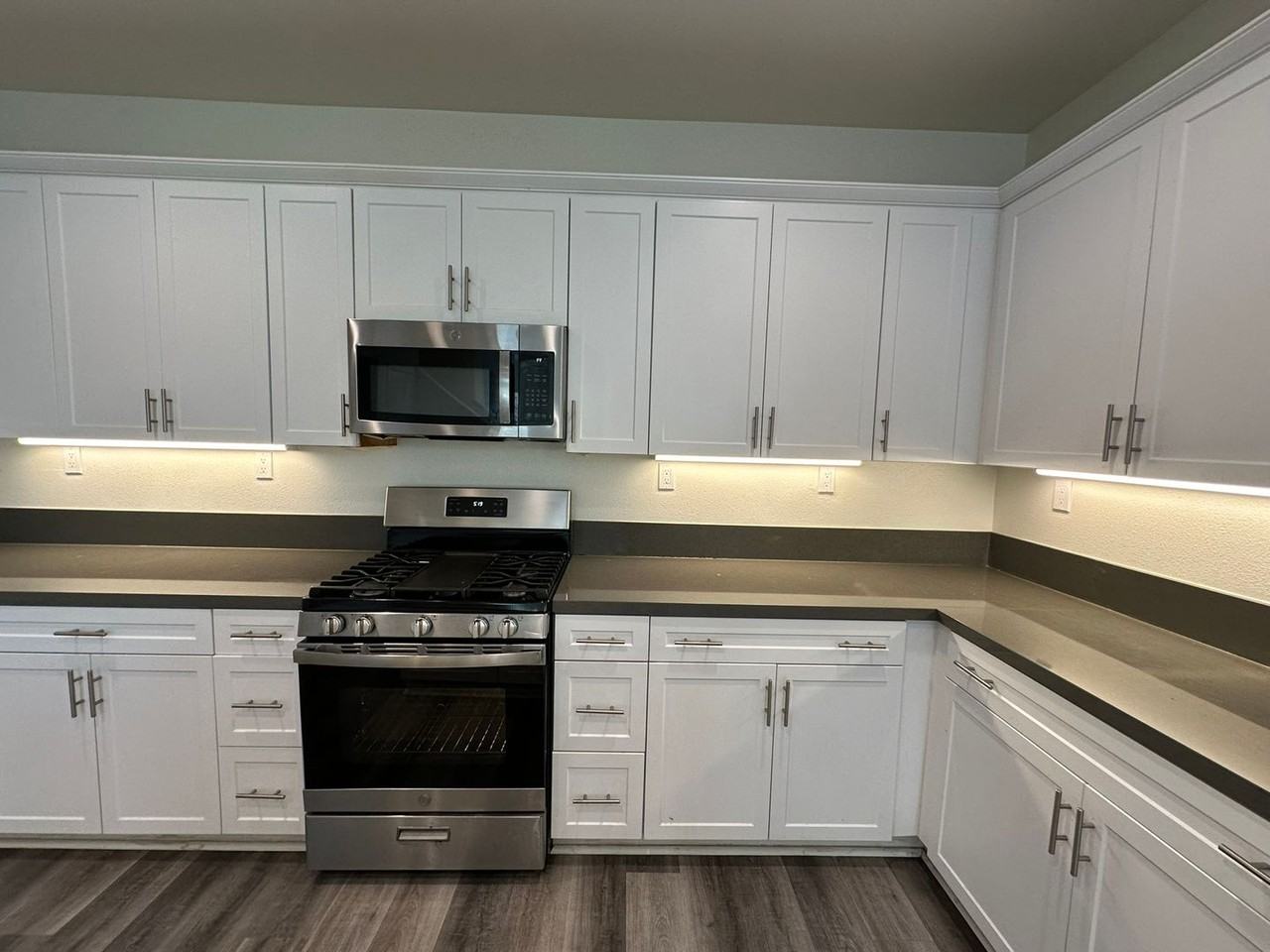 826 Tullock St - Photo 6 of 26