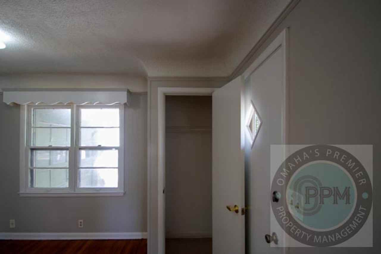 4018 Bauman Ave - Photo 3 of 18