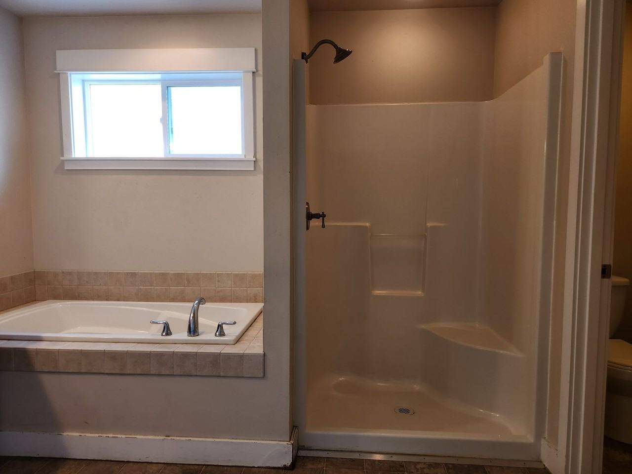 1300 22nd St - Photo 6 of 14