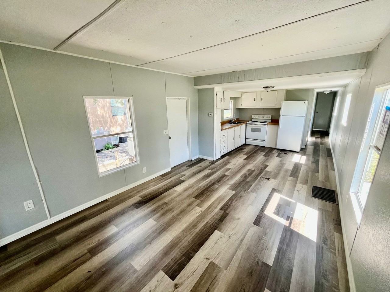 225 Adams St - Photo 2 of 7