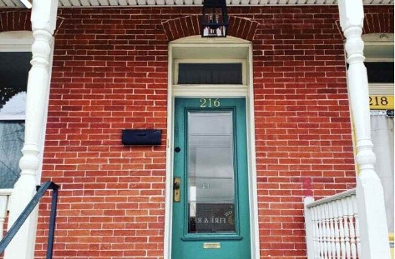 216 W Broadway - Photo 2 of 25