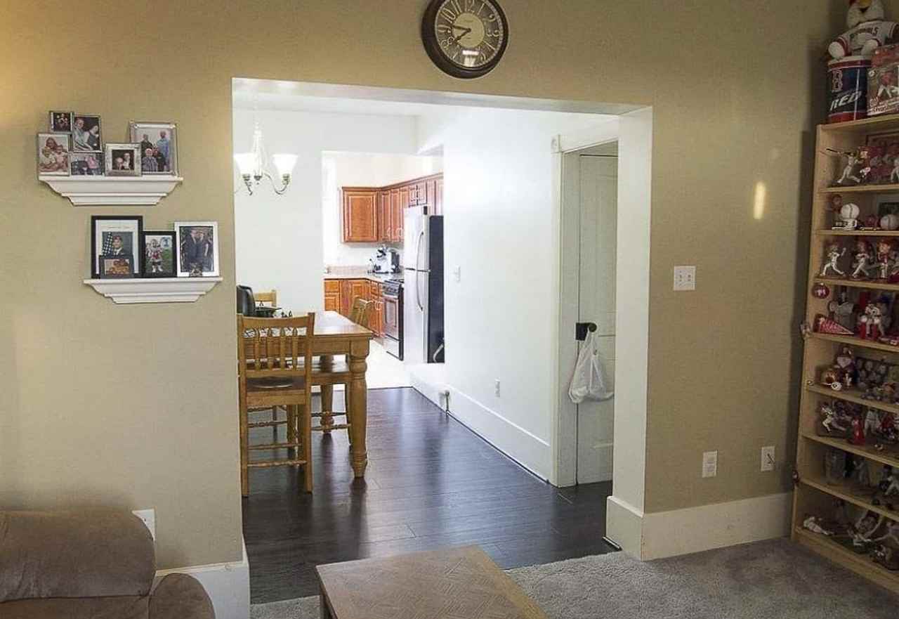 216 W Broadway - Photo 3 of 25