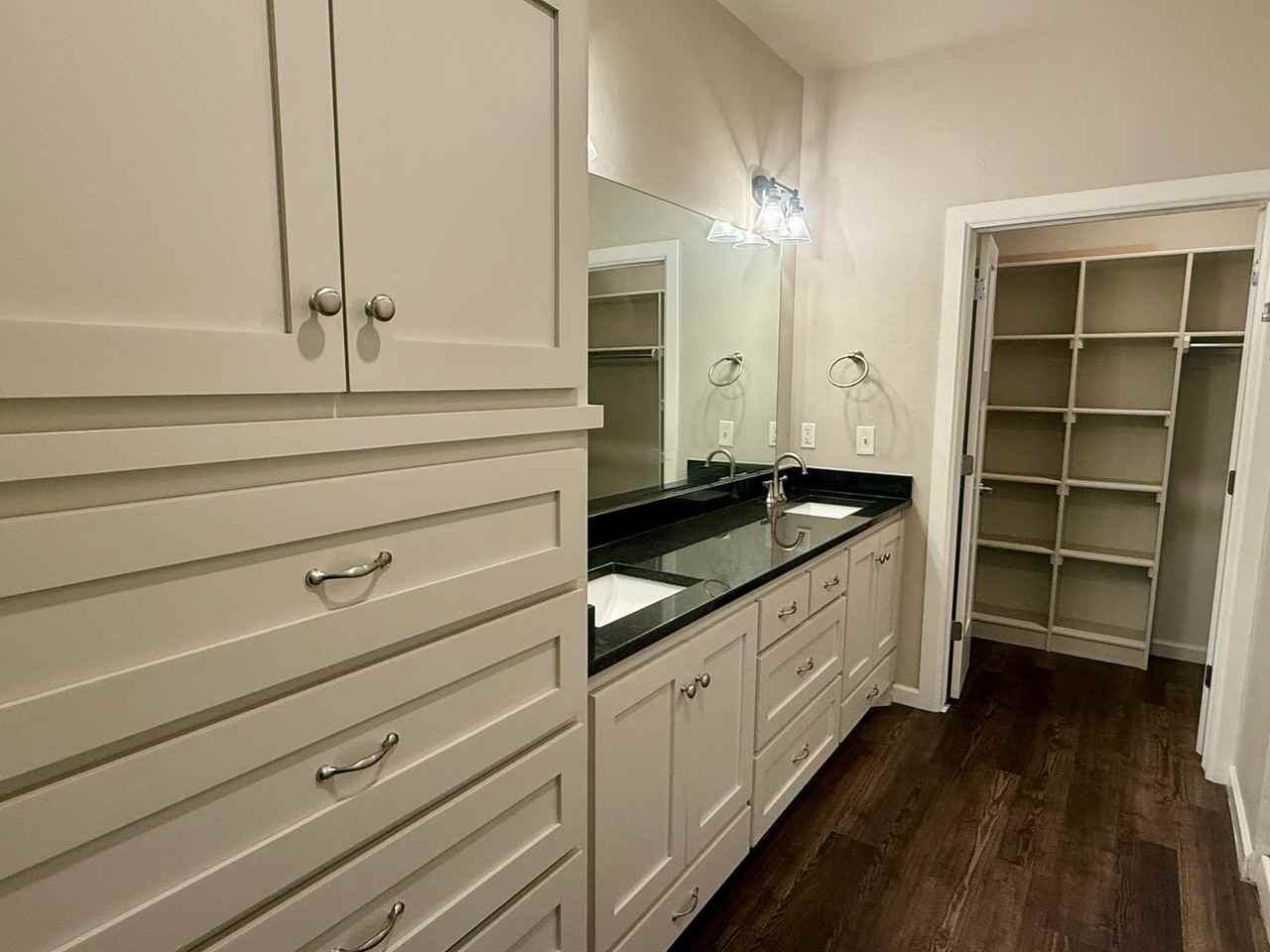 6509 Bentwood Villas Dr #B - Photo 7 of 14