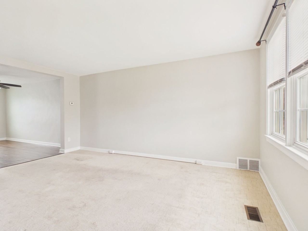 2410 Kensington St - Photo 5 of 23