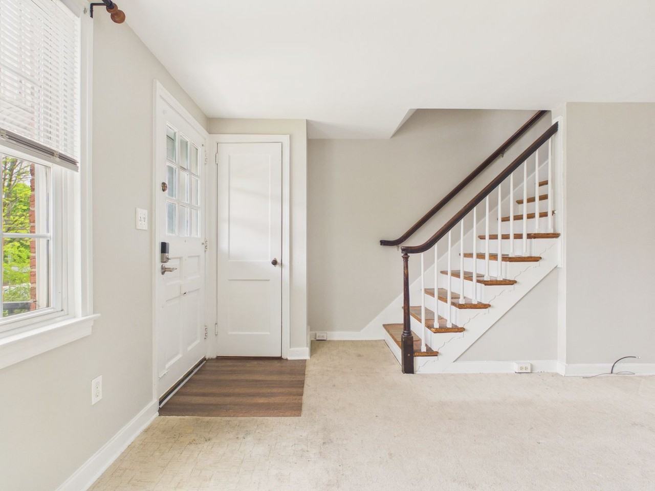 2410 Kensington St - Photo 6 of 23