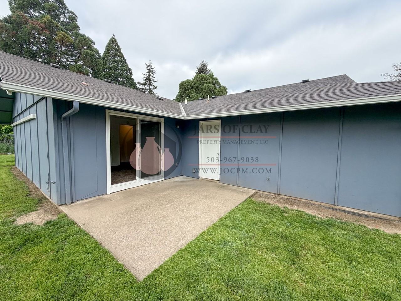 3370 Beacon Ct Ne - Photo 3 of 13