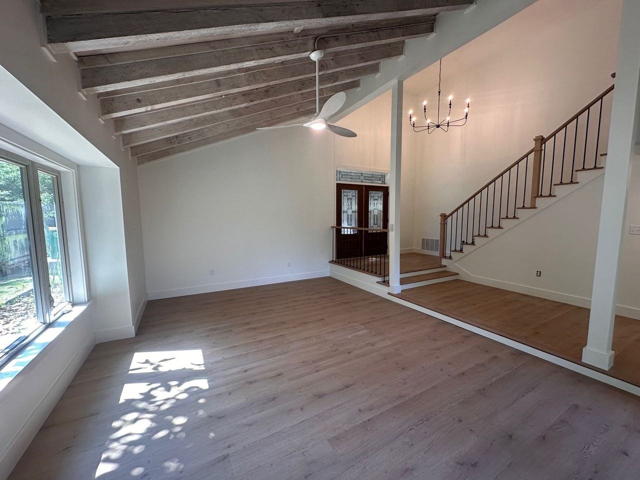 234 Country Club Rd - Photo 3 of 20