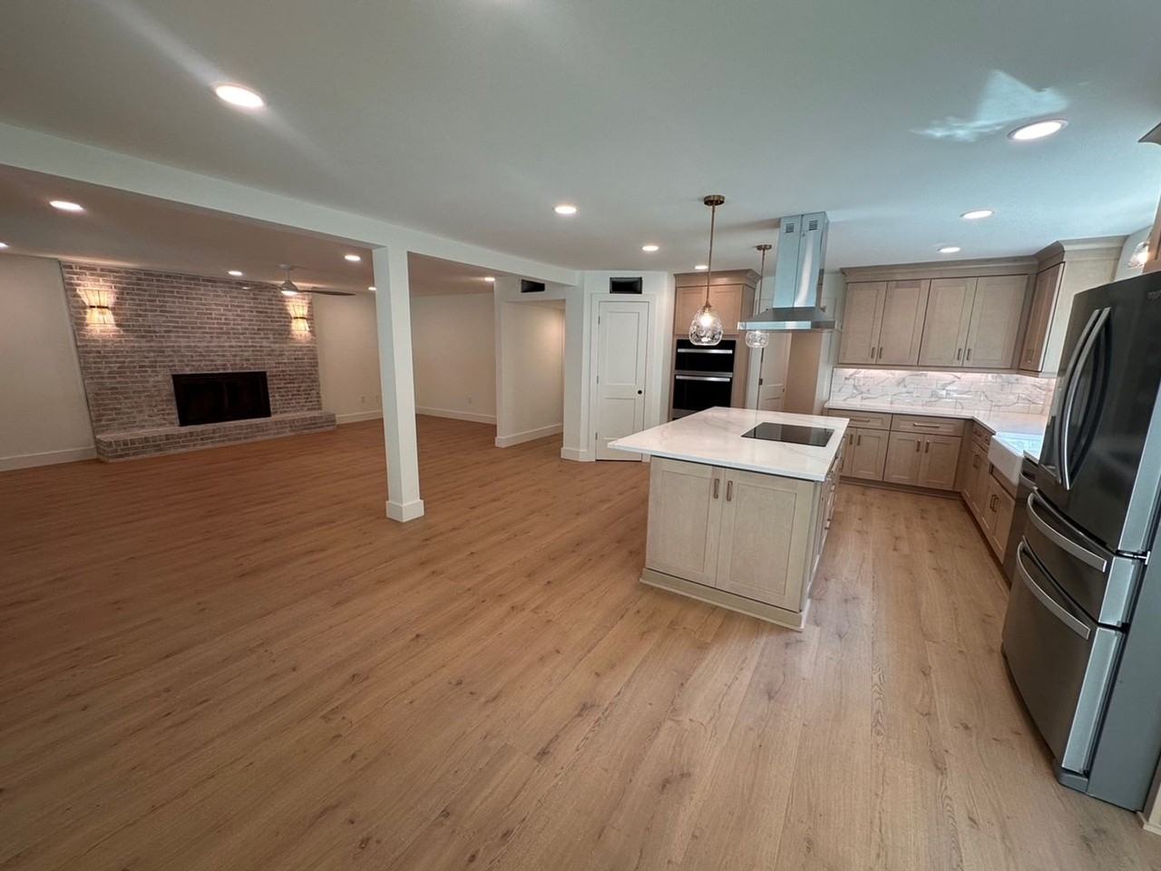 234 Country Club Rd - Photo 6 of 20