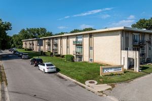 featured image of 2807 Pembroke Ln ## A12
