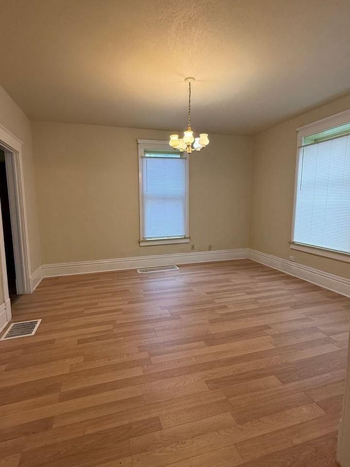 1624 Sw Polk St - Photo 4 of 14