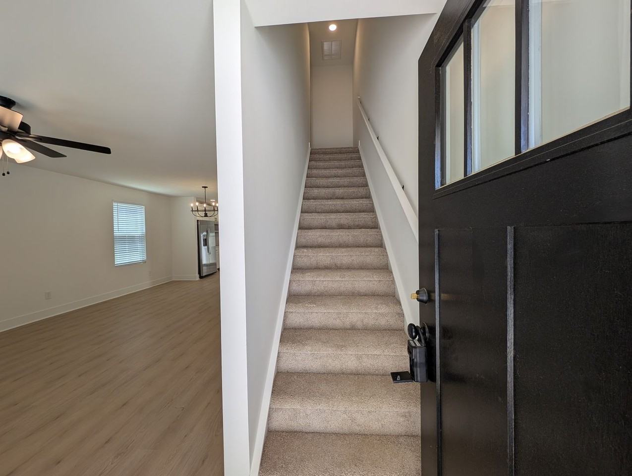 1413 Arden Ave - Photo 2 of 25