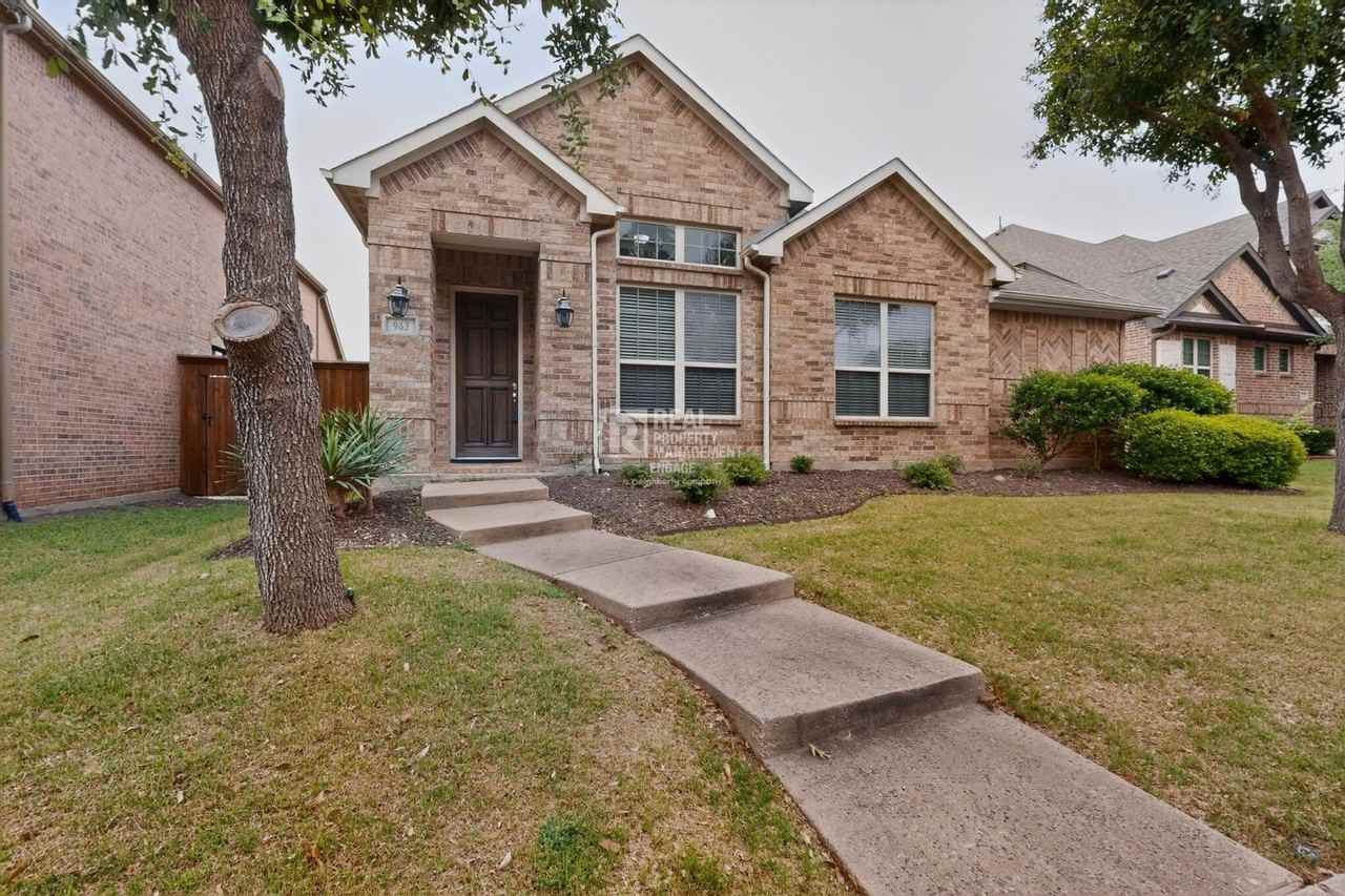 963 Cougar Dr - Photo 5 of 49
