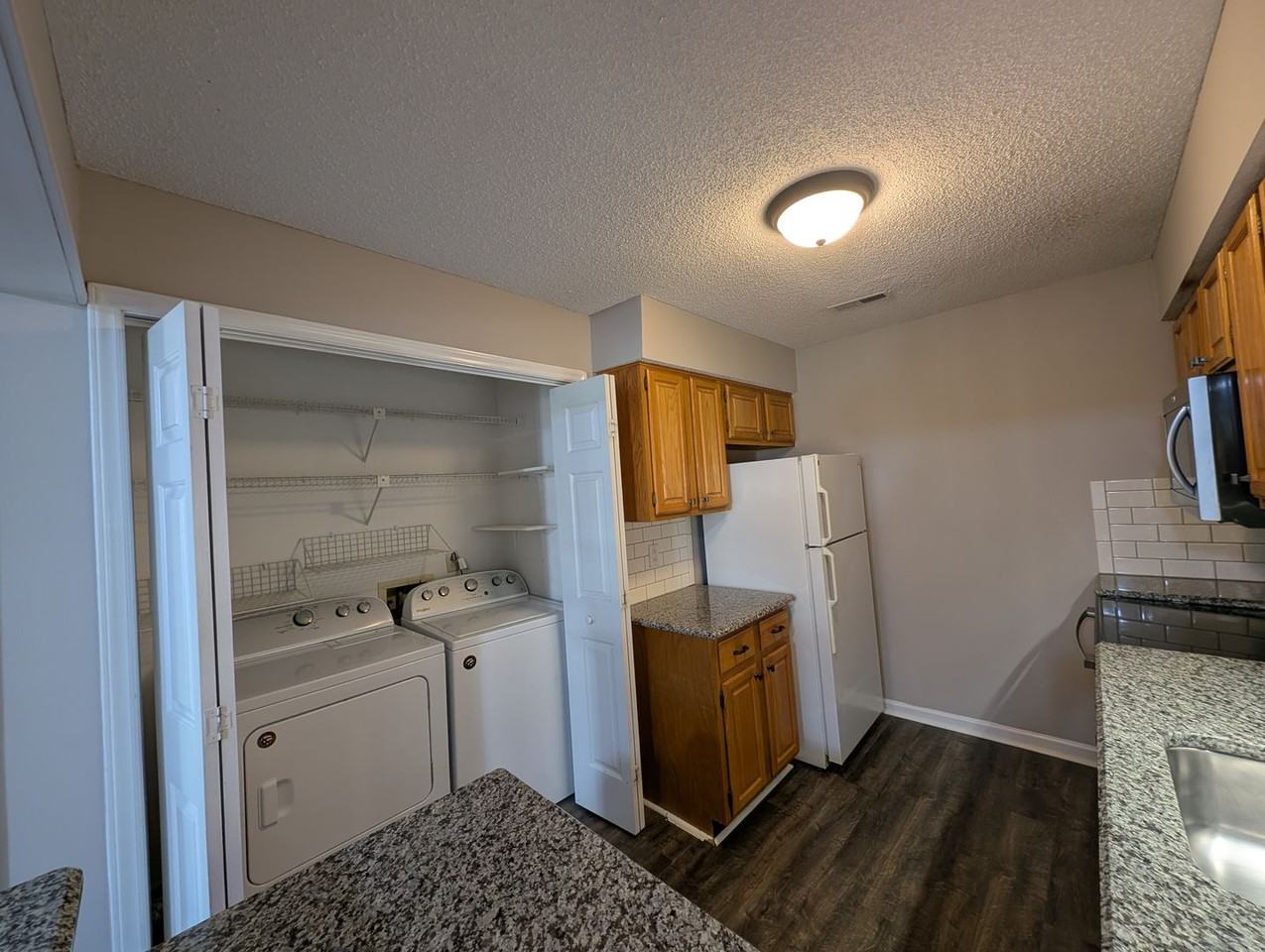 5001 Sharon Rd #K - Photo 4 of 20