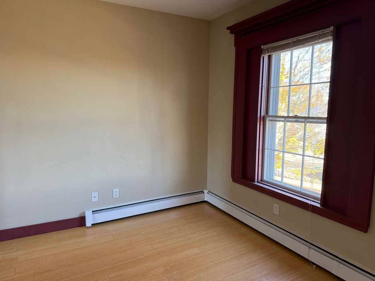 50 Adams St - Photo 3 of 10