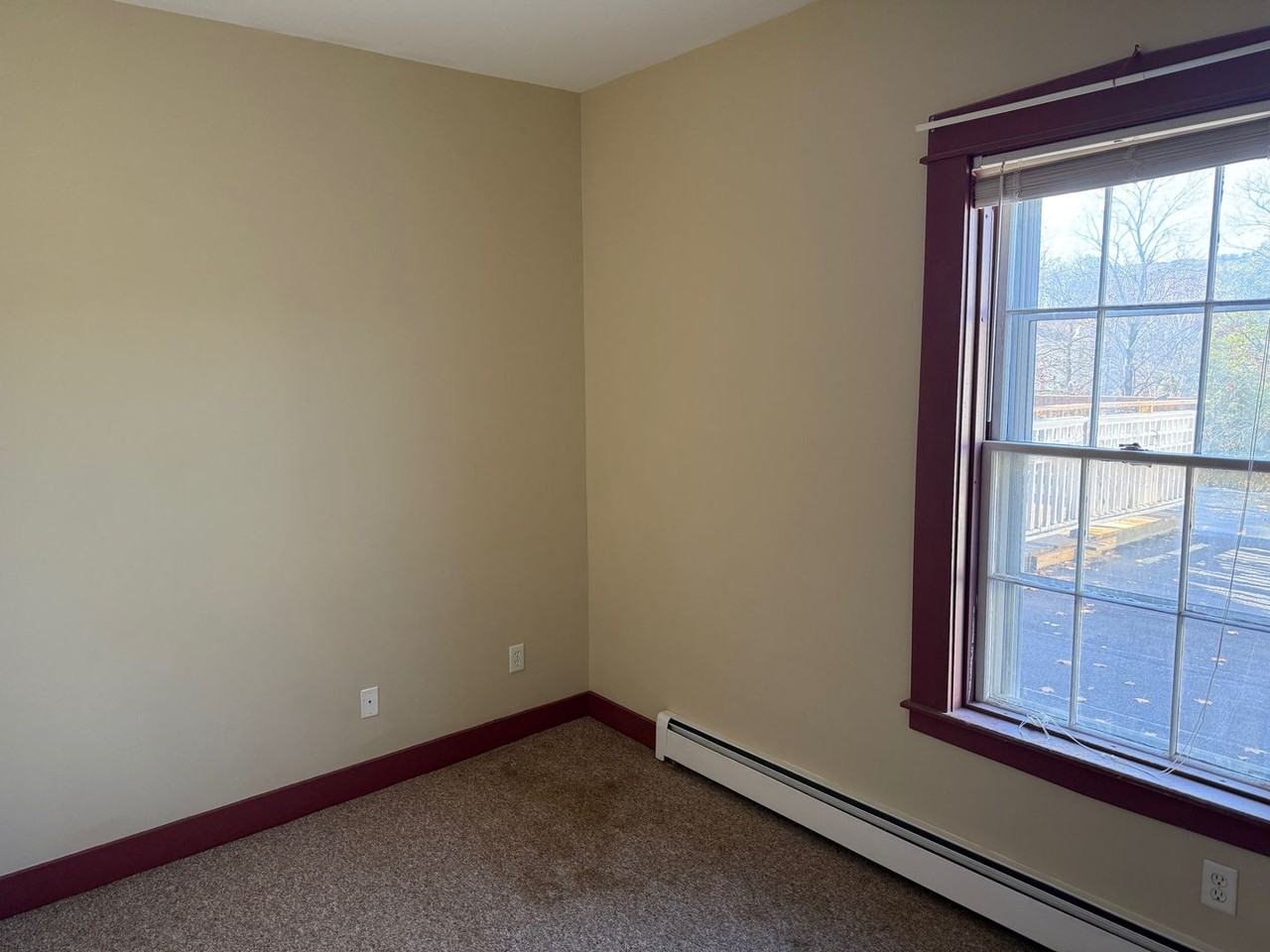 50 Adams St - Photo 6 of 10