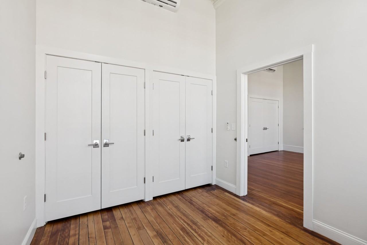 129 Main St - Photo 7 of 13