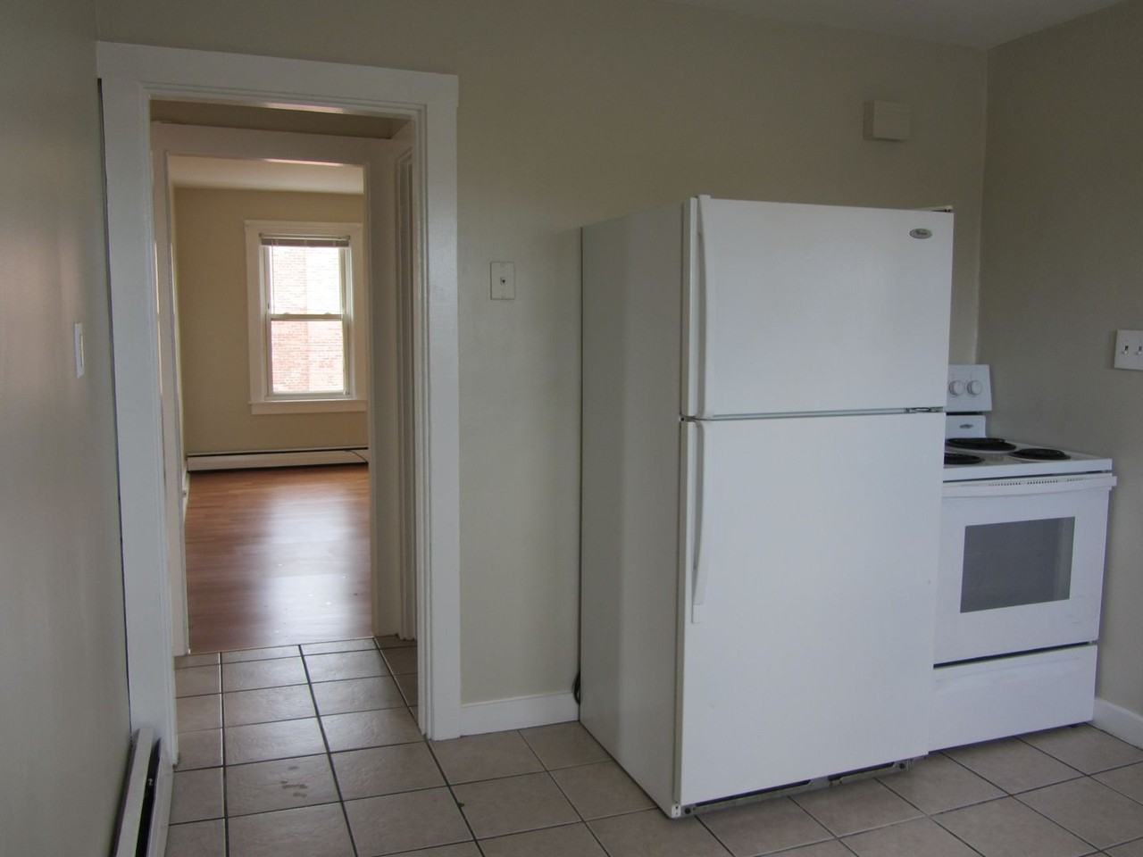 13 Bacon St - Photo 2 of 13