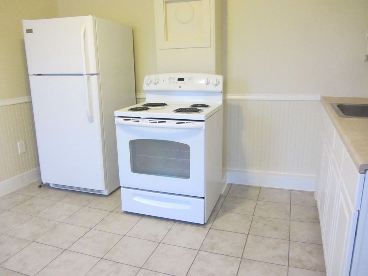 44 Jefferson St - Photo 2 of 13