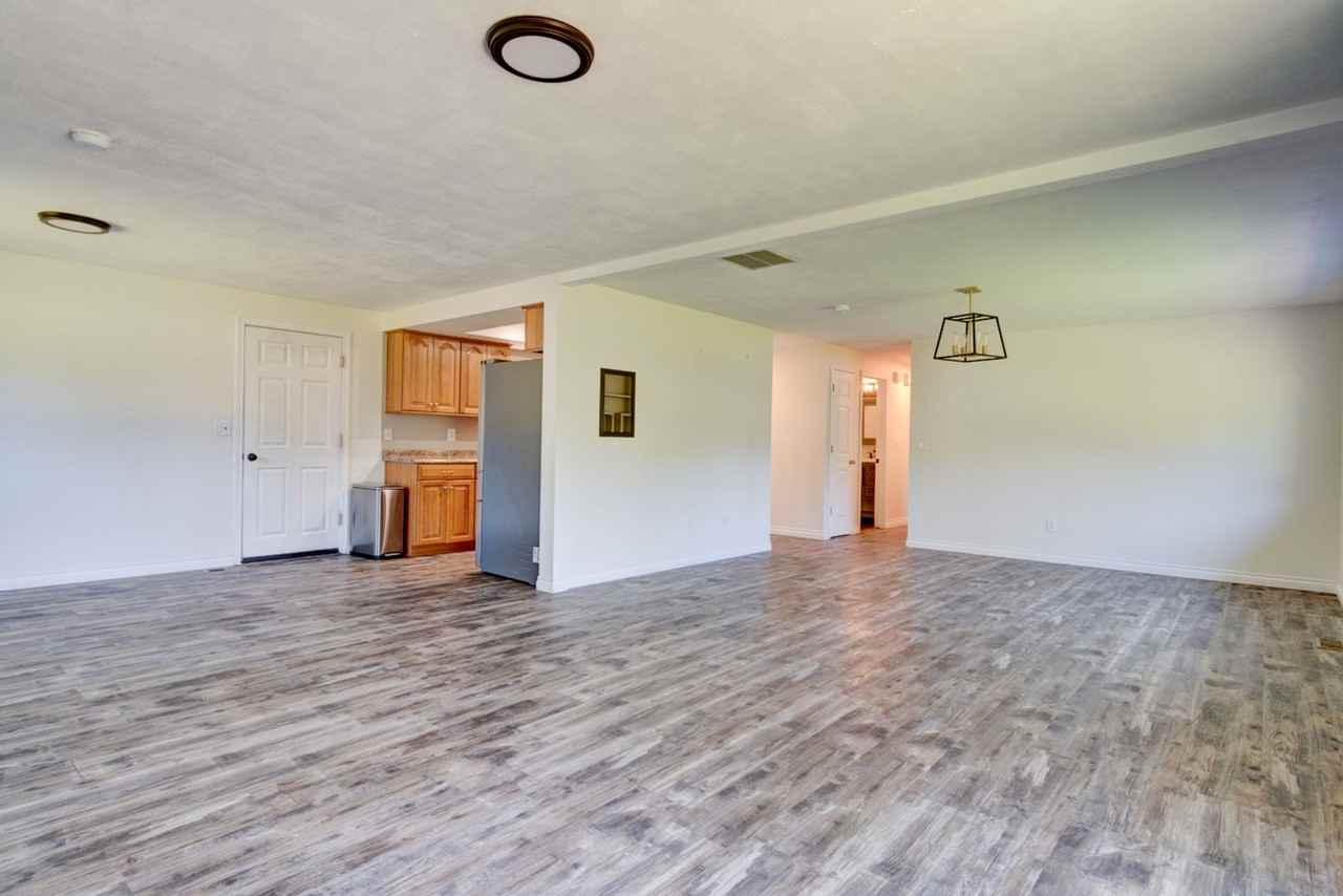 790 Nw Dory Dr - Photo 6 of 22