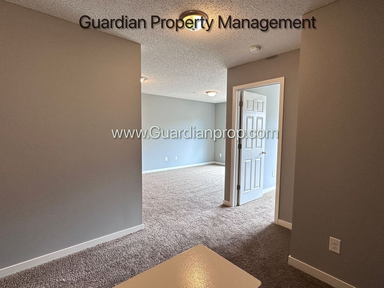 11960 Emery Village Dr N - Photo 6 of 19