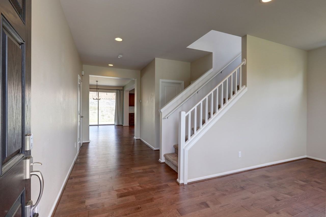 4780 S 323rd St - Photo 4 of 25