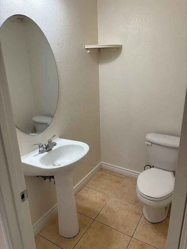 954 Teatro Cir - Photo 7 of 15