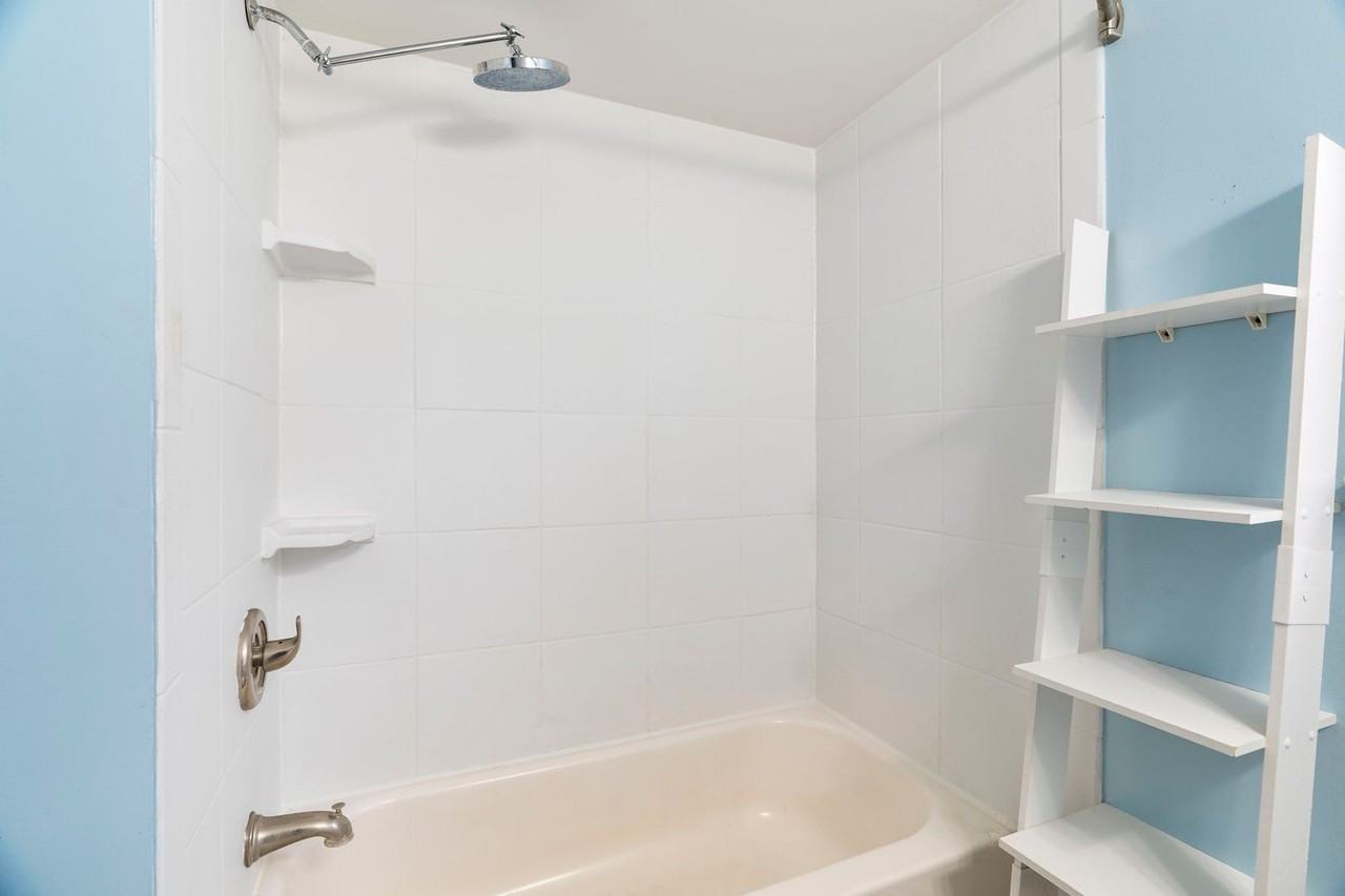 2209 Monon Ave - Photo 6 of 23
