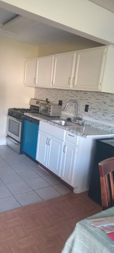 9205 New Hampshire Ave - Photo 7 of 11