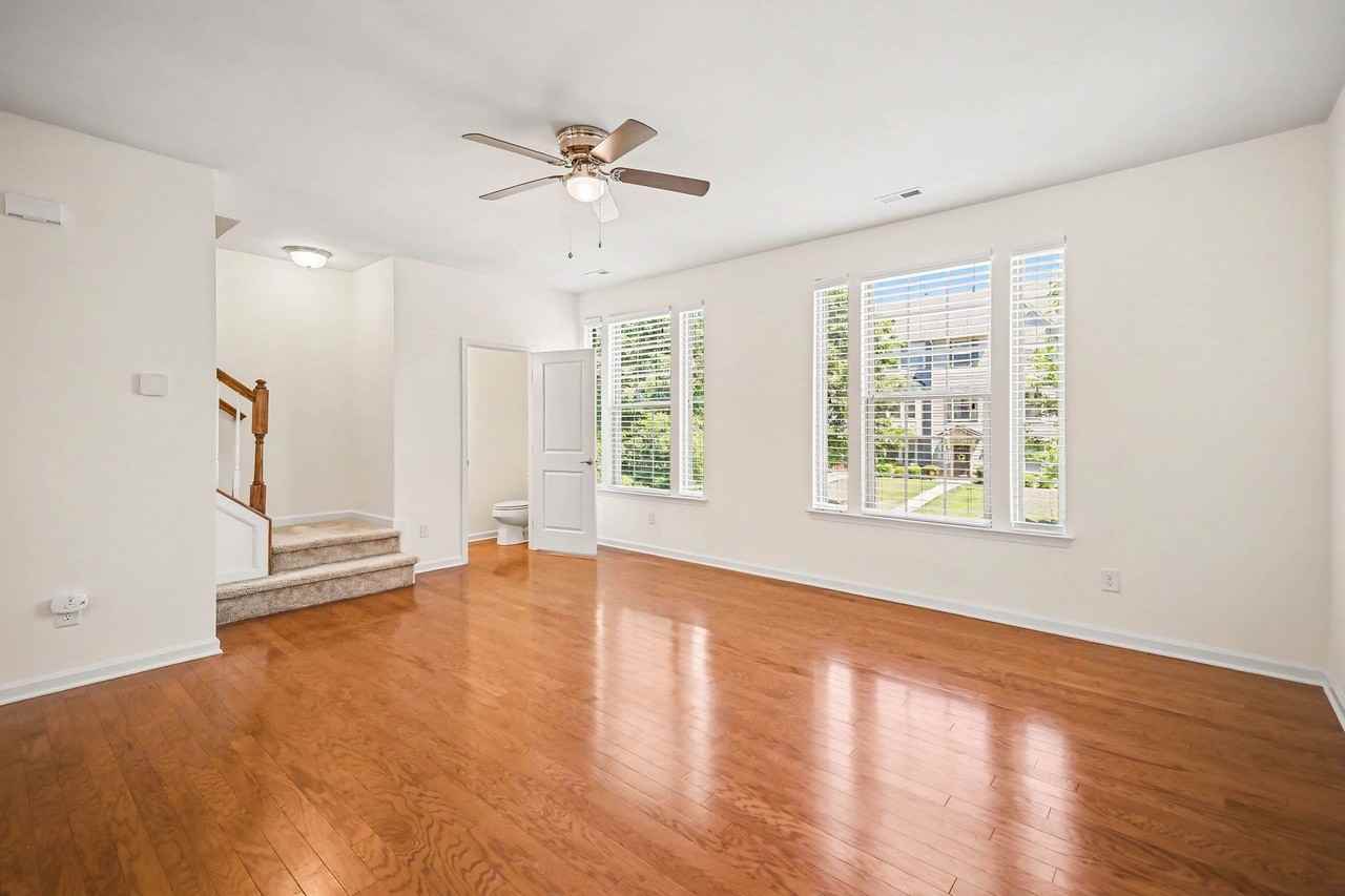 4035 Zilker Park Dr - Photo 5 of 30