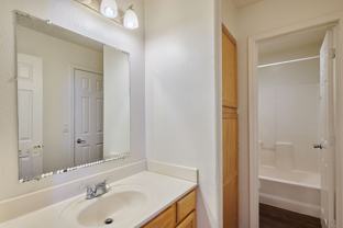 414 N Drew St - Photo 1 of 1