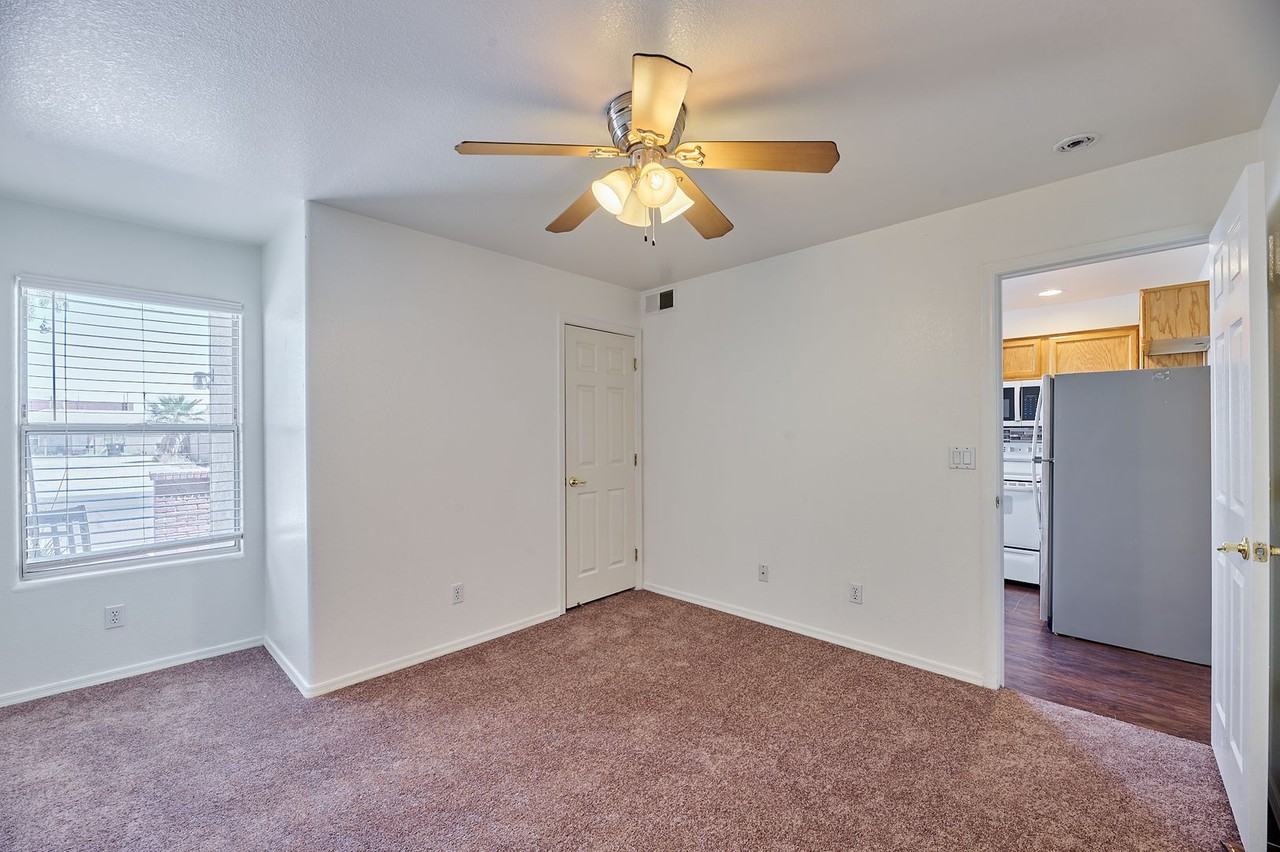 414 N Drew St - Photo 6 of 22