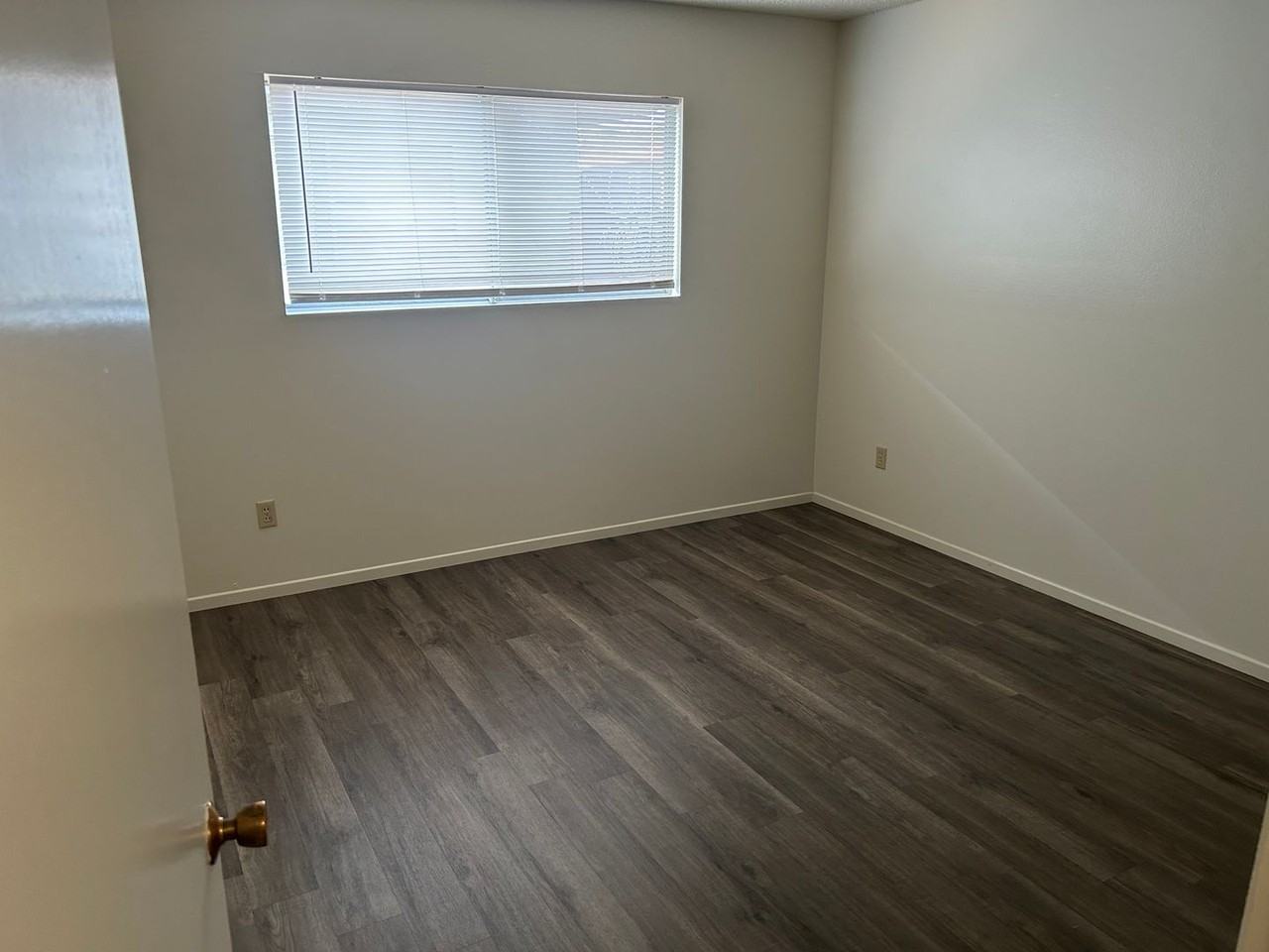 108 Garnsey Ave - Photo 4 of 7
