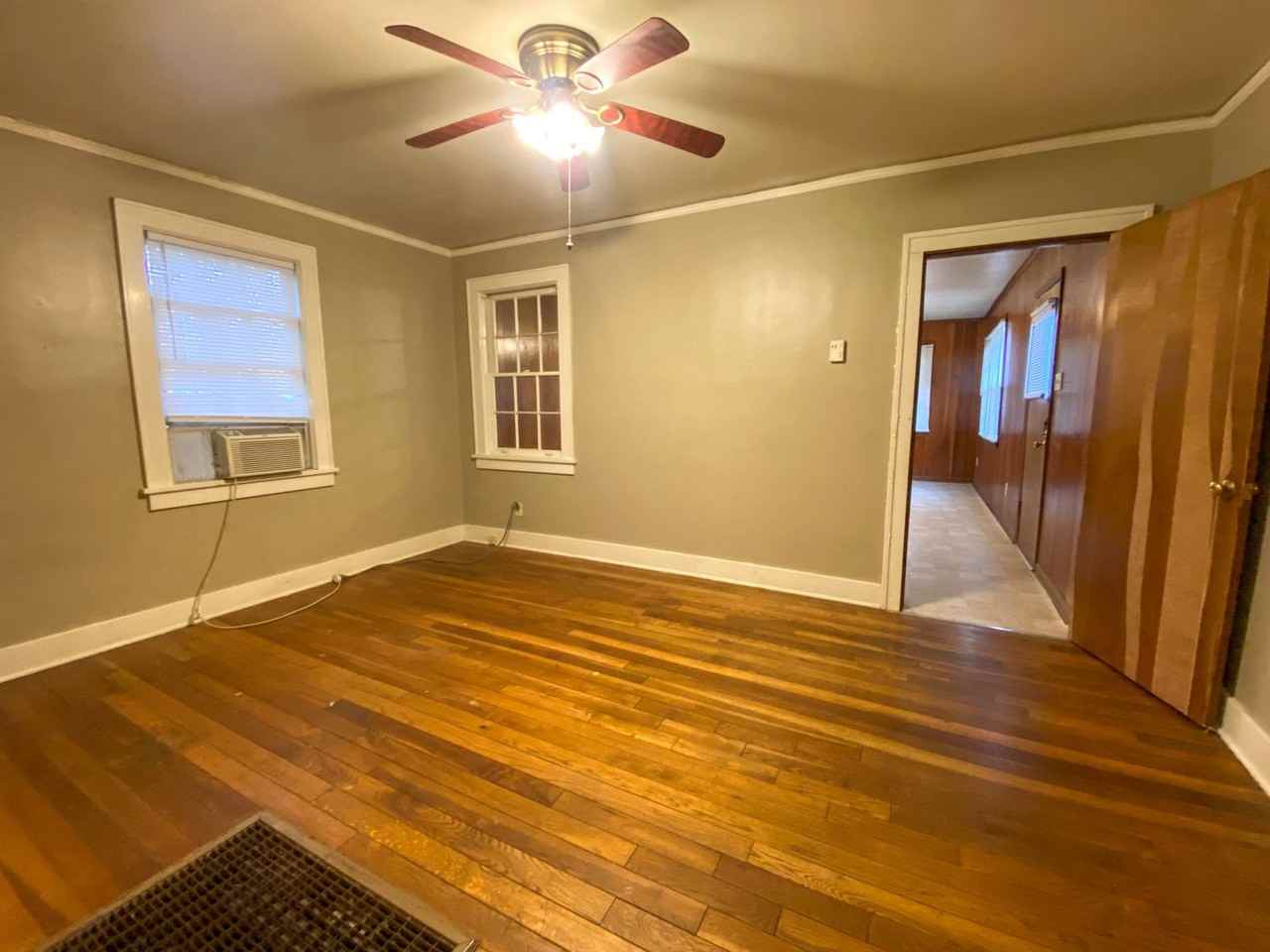 488 Ellsworth St - Photo 7 of 15