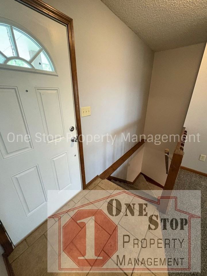 2612 Se 7th Street Ter - Photo 2 of 22