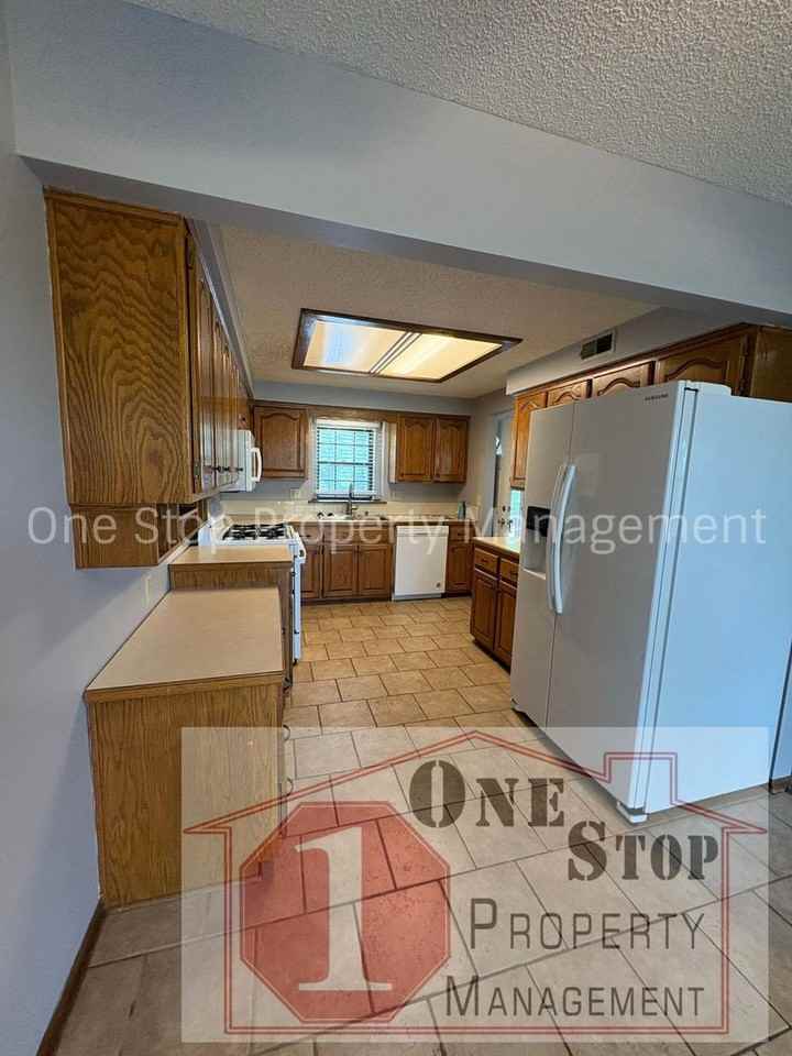 2612 Se 7th Street Ter - Photo 7 of 22
