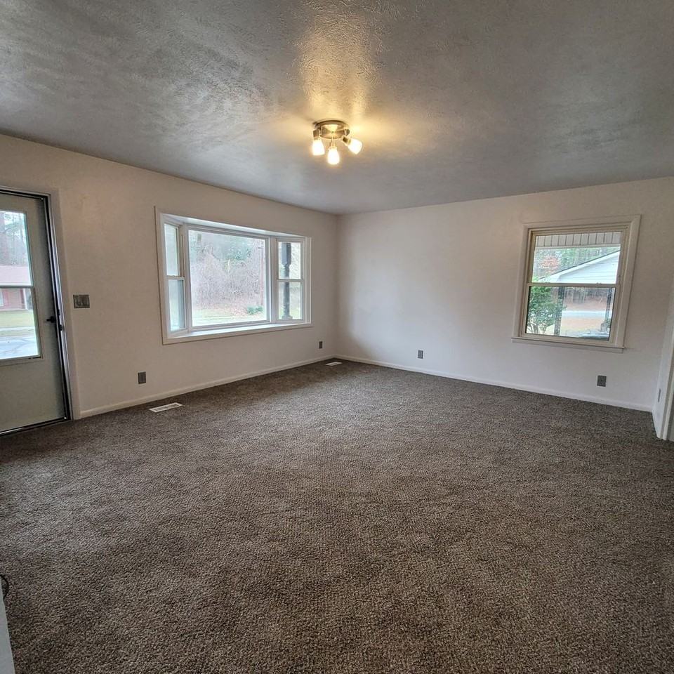 5349 Silver Pine Dr - Photo 3 of 15