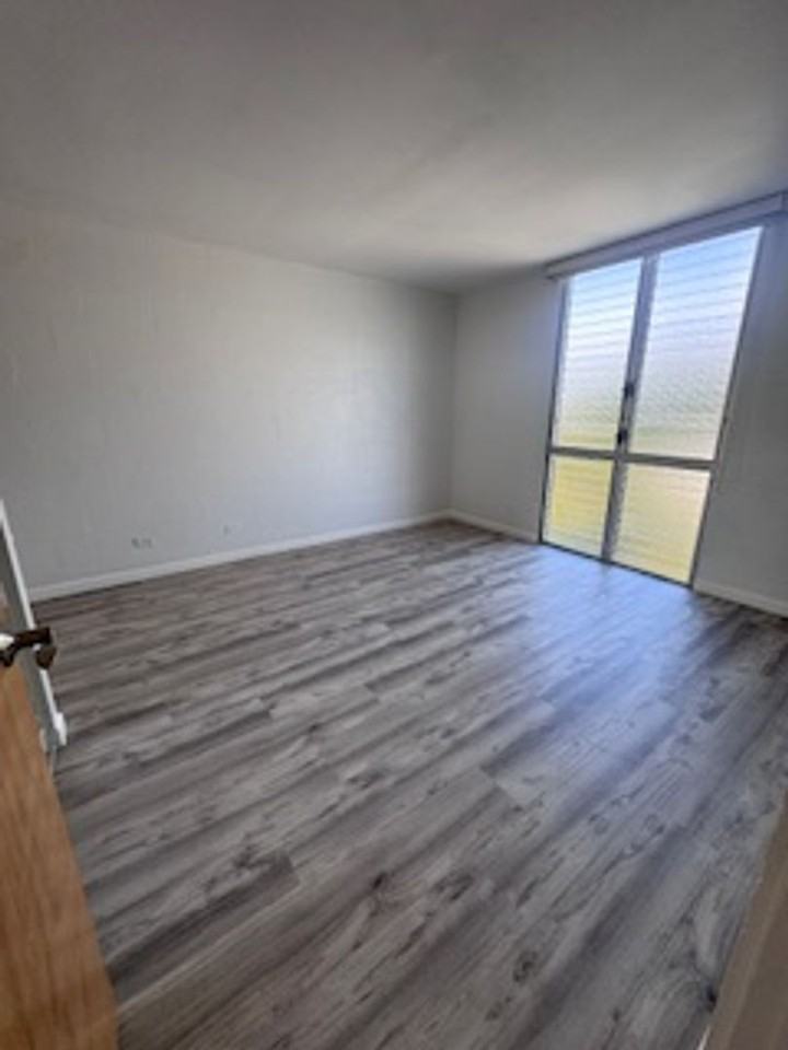 1415 Punahou St #701 - Photo 2 of 7