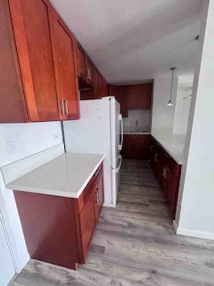 1415 Punahou St #701 - Photo 5 of 7