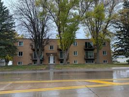 featured image of 804 4th St Ne