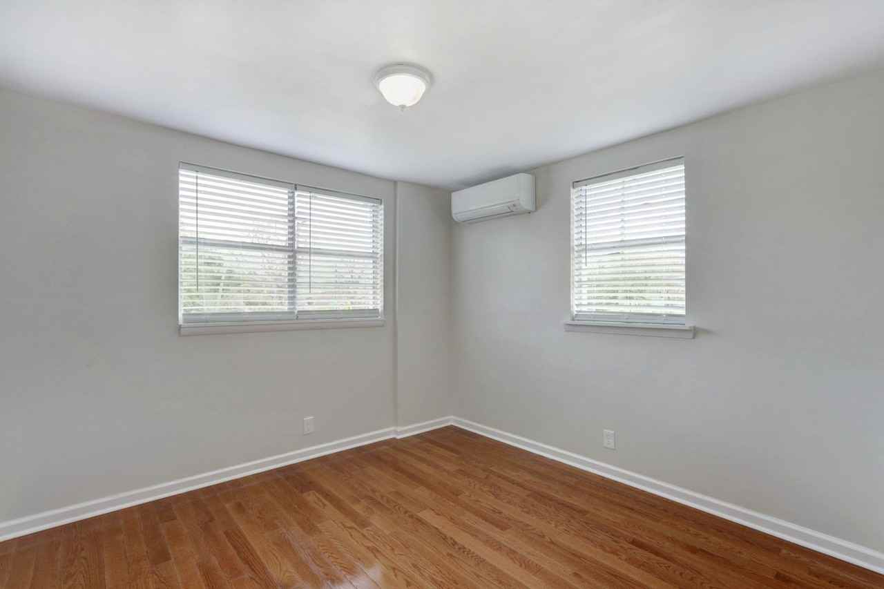 737 E Gwinnett St #D - Photo 4 of 20