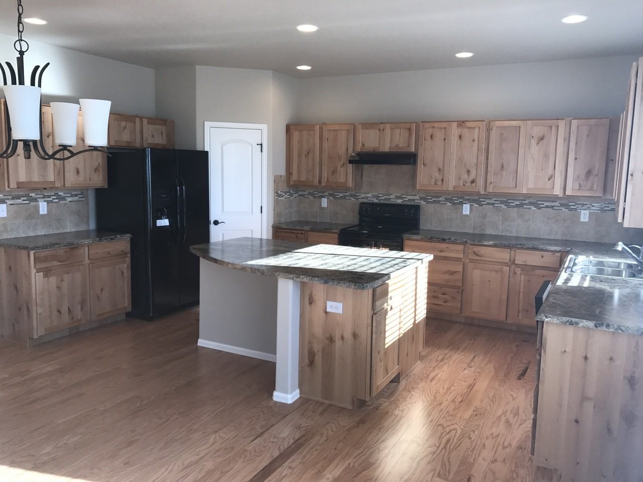 857 Shade Tree Dr - Photo 3 of 35