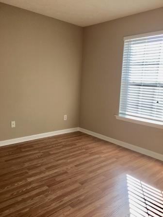 122 Waverly Point Dr - Photo 5 of 12