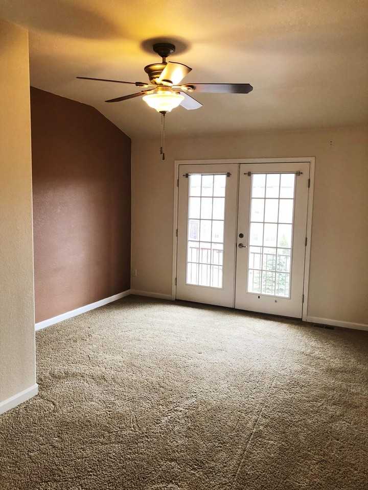 325 E Las Animas St - Photo 2 of 16