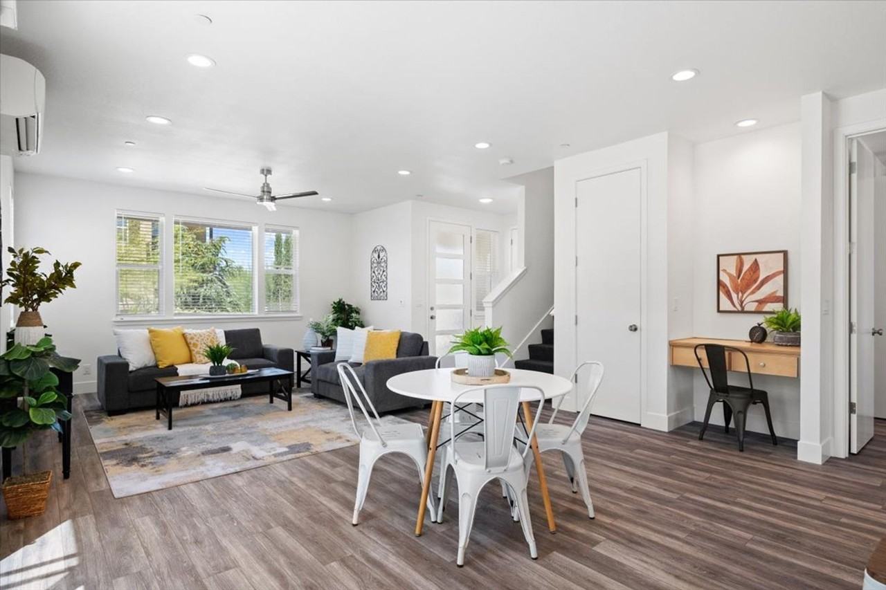 2201 Tapia Way - Photo 7 of 23